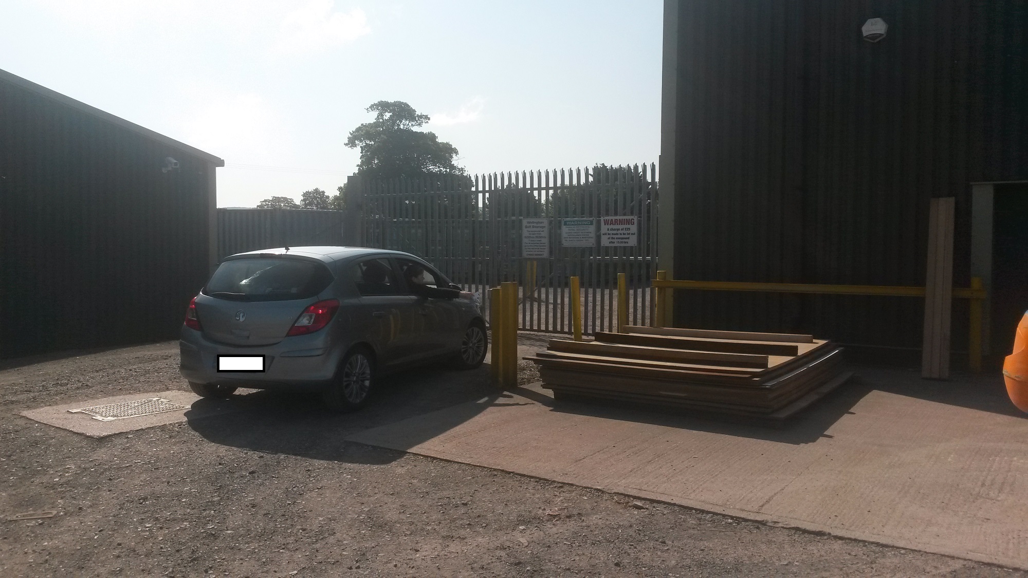 Wellington Self Storage - Proximity Card Controlled Access